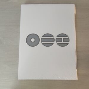 BTS Arirang Living Legends Deluxe Version (Costco) *Sealed